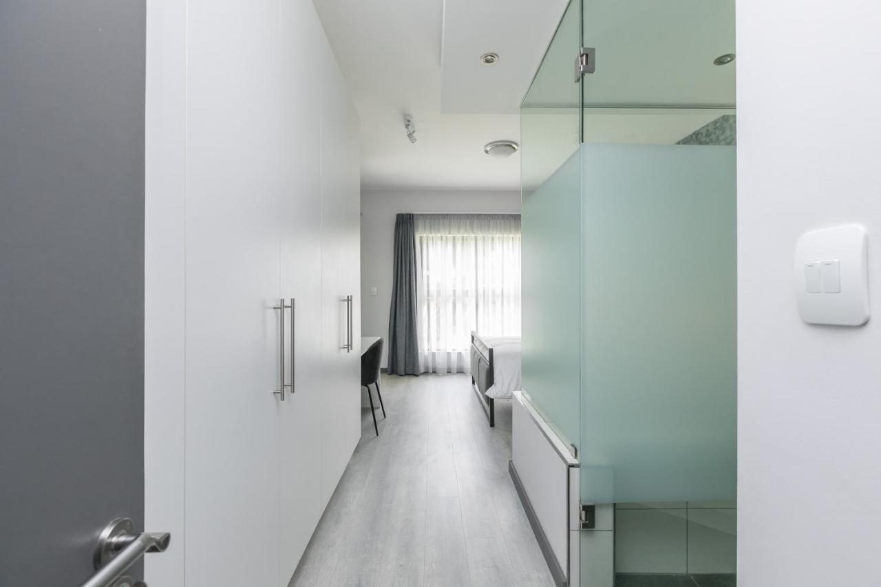Stay Ulo At Atholl Gate Йоханесбург Екстериор снимка